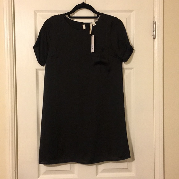 Francesca's Collections Dresses & Skirts - Francesca’s Mini Black Dress Size Small